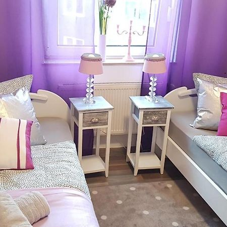 Elena Flat Lavendel Duisburg Zentrum Bagian luar foto