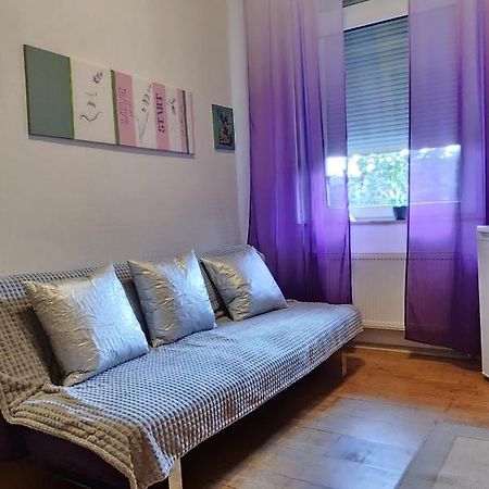 Elena Flat Lavendel Duisburg Zentrum Bagian luar foto
