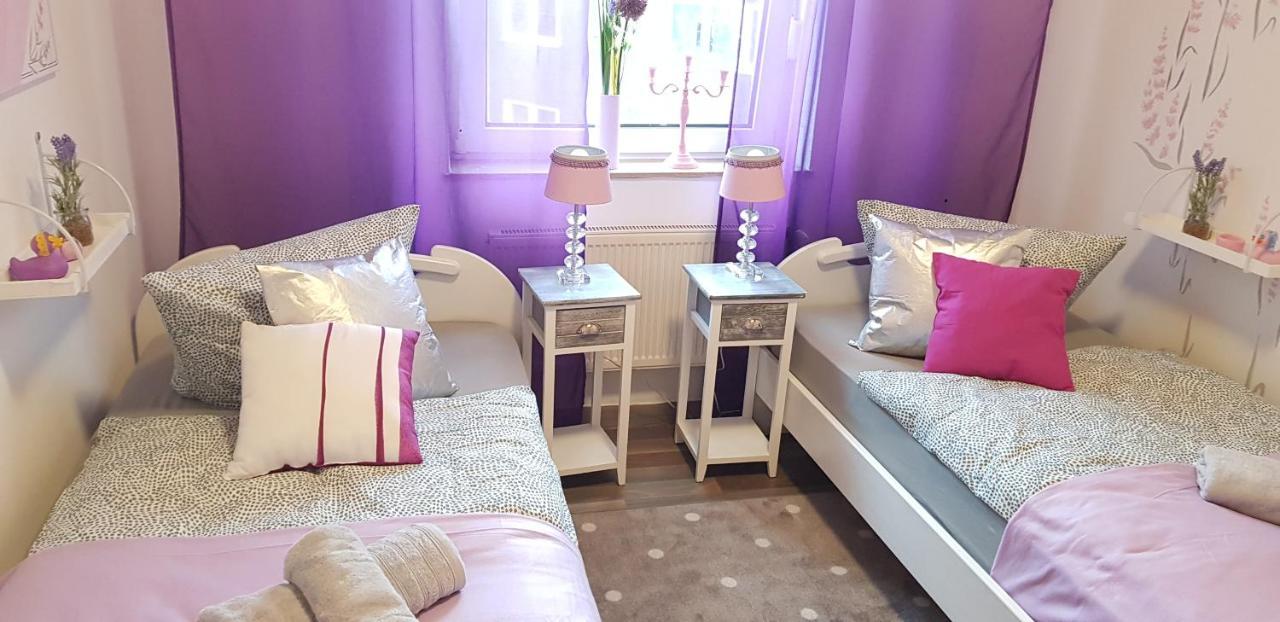 Elena Flat Lavendel Duisburg Zentrum Bagian luar foto