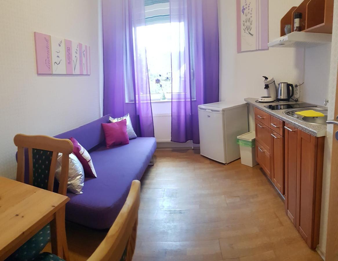 Elena Flat Lavendel Duisburg Zentrum Bagian luar foto