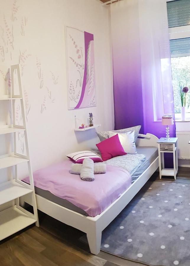 Elena Flat Lavendel Duisburg Zentrum Bagian luar foto