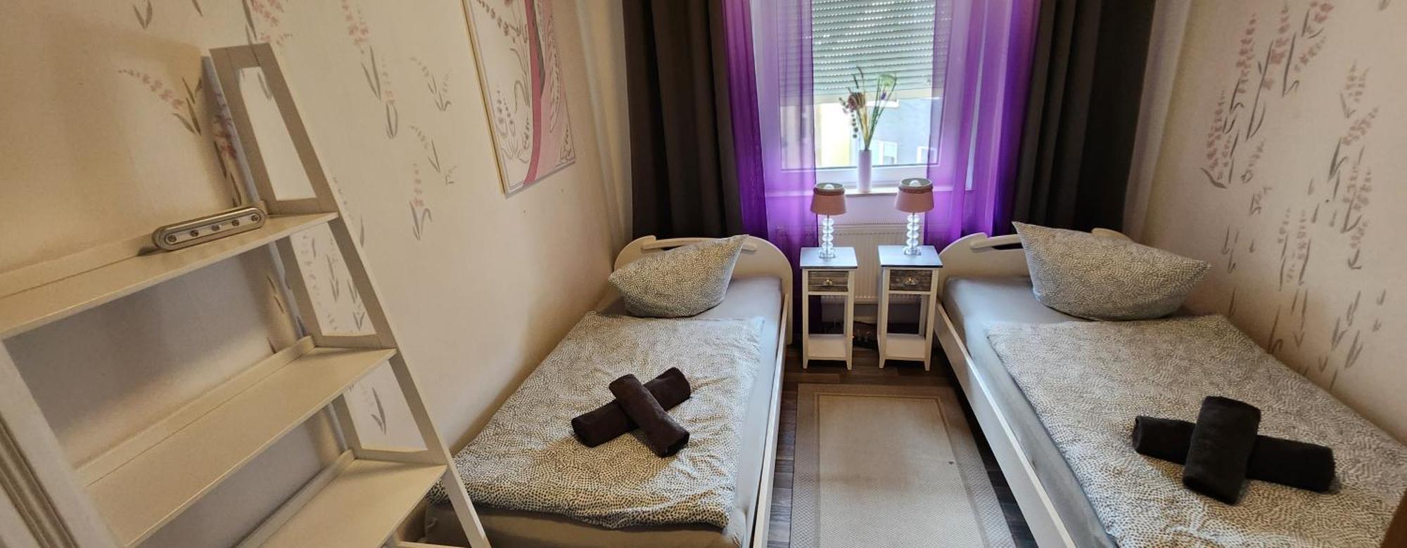 Elena Flat Lavendel Duisburg Zentrum Bagian luar foto
